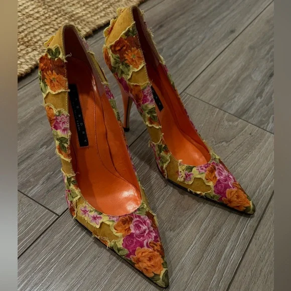 Laundry by Shelli Segal silk floral pumps size 7.5 - Picture 1 of 9